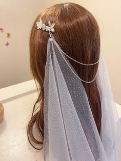 A very pretty, unique designed, handmade hair comb accessory inspired by Vintage design. The pearls veil can connect to hair headpiece with lobster clips.  All veils are raw cut edge. Please be notice. The pearls bead veil measures about 90 centimeters length. The star moon white veil measure about 58 centimeters length.  The shimmer tulle veil measure about 58 centimeters length The plain tulle veil measure about 58 centimeters length. Flowers Hair Wedding, Veil With Pearls And Flowers, Pearls Veil, Wedding Hair Chain With Veil, Wedding Veil Crystals, Pearl Trim Veil, Pearl Beaded Veil, Draped Veil, Scattered Pearl Veil