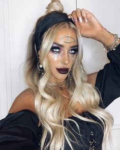 Halloween Fortune Teller Costume, Fortune Teller Makeup, Halloween Fortune Teller, Witch Costume Diy, Fortune Teller Costume, Pregnant Halloween Costumes, Halloween 23, Cute Halloween Makeup