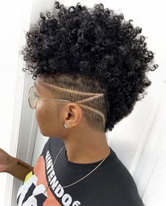 Curly Mohawk, Shaved Hair Designs, Beef Empanadas, Tapered Natural Hair, Tapered Hair, Natural Hair Cuts, Natural Hair Short Cuts, Tapered Haircut, Faded Hair