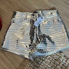 Never Worn! Chic Metallic Short Bottoms, Silver Metallic Shorts, Silver High-waist Shorts For Summer, Metallic Shorts, Silver Shorts, Leather Shorts, Taylor Swift Style, Silver Glitter, High Fashion