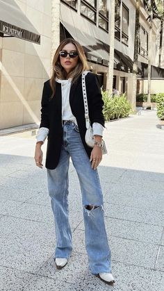 Spring Fashion, Mom Jeans, Pants, Trousers