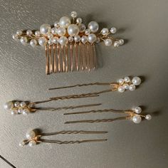 Beautiful 5 Pc Bridal Hair Comb And Pins! Simulated Pearls On Gold Tone Wire. Perfect Touch For Your Wedding Day Hair, But Also Great For Any Formal Event 1 Hair Comb With 4 Pins Babyliss Hair Straightener, Roller Curls, Air Dry Cream, Wedding Day Hair, Hair Paste, Barrel Curls, Gold Hair Comb, Travel Hairstyles, Deva Curl