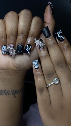 Black Junk Nails Duck, Short Duck Nails Design Ideas, Black And White Duck Nails, December Birthday Nails, Black Duck Nails, Silver Acrylic Nails, Junk Nails, Black Duck