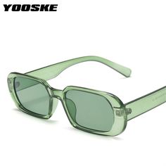 Vintage Eyewear Ladies Traveling Style Sunglasses | Uniqistic.com Small Sunglasses, Sunglasses Women Vintage, Sunglasses Women Fashion, Stylish Glasses, Black Milk, Vintage Eyewear, Rectangle Sunglasses, Oval Sunglasses, Eyewear Womens