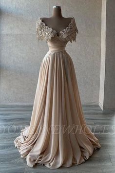 Dresses With Beads, Sweetheart Prom Dress, Long Prom Dresses, فستان سهرة, Chiffon Prom Dress, Long Prom Dress, Prom Dresses Long, A Dress, Pretty Dresses