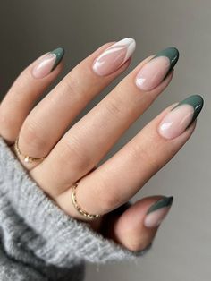 Dark Green Nails, Nagel Tips, Short Acrylic, Short Acrylic Nails Designs, Elegant Nails, Senior Photo