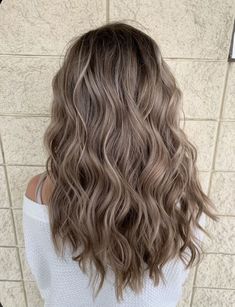 Ashy Brown Hair, Ash Hair Color, Brown Hair Inspo, Brunette Hair With Highlights, Brown Hair Balayage, Blonde Hair Inspiration, Light Hair Color, Brown Blonde Hair, Hair Dye Colors