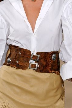 Looks Country, Cowgirl Chic, Ralph Lauren Style, Cowgirl Style, Mode Inspiration, Corsets, Girls Jeans, Look Chic, Western Wear