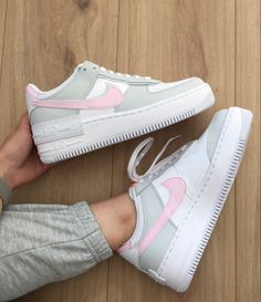 All White Nike, Tennis Nike, Nike Shoes High Tops, Shoes High Tops, Sweatshirts Nike