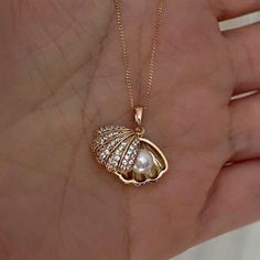 Seashell Locket, Jewelry Anklets, Luxe Jewelry, Jewelry Fashion Trends