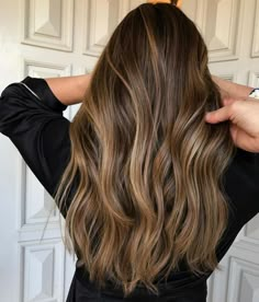 Real Human Hair Extensions, Brunette Balayage Hair, Brown Hair Balayage, Hair Color For Women, Brown Blonde Hair, Hair Color Balayage, Hair Inspiration Color, Hair Inspo Color, Light Hair