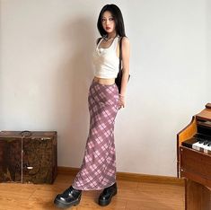 Y2K Fairy Grunge 90s Aesthetic Pink Checkered Maxi Skirt Size S Waist: 62-70cm/24.4-27.5" Length(waist to hem):86cm/33.8"Size M Waist: 66-74cm/25.9-29.1" Length(waist to hem):87cm/34.3"Size L Waist: 70-78cm/27.5-30.7" Length(waist to hem):88cm/34.6" *This product fits true to size. *Standard shipping time to the US is 9-19 business days. Please consult our shipping page for shipping time estimates for other countries. *Please check the measurements/size chart very carefully when ordering from Th Midi Skirt Y2k, Plaid Midi Skirt, Midi Skirt Pattern, Estilo Indie, Maxi Skirt Outfits, Aesthetic Board, Skirt Y2k, Printed Maxi Skirts, Mode Inspo