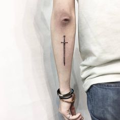 Arm Women, Tricep Tattoos, Tattoo Homme, 10 Tattoo, Maori Tattoos, Petit Tattoo, Tattoo Forearm, Tattoo Arm