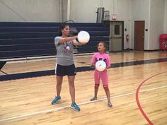 Volleyball Drills For Beginners, Kids Volleyball, Volleyball Serve, Youth Volleyball, Volleyball Camp, Basketball Tricks, Volleyball Skills, Volleyball Practice, Volleyball Humor