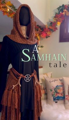 Autumn, Samhain Hood, Forest Witch Hood, Norse Witch Hood, Viking Hood, Norse Hood,  Celtic Hood, Witch Hood, Viking Wedding, Celtic Wedding *This listing is for the Forest Witch Hood only, chemise, shrug, shawl & belt will also be available very soon in the store 😉 A Samhain Tale 🎃 Once upon a time, in some magical corner of the Celtic lands of Galicia, Terra de Meigas "Witchland" a story was born.... Welcome to our Samhain tale 🌬️🍂 Blessed Samhain TribalFolks 🖤 Today we bring you  "The Fo Forest Witch Shawl, Ren Fair Witch Costume, Celtic Festival Outfit, Viking Witch Costume, Woodland Witch Costume, Modern Viking Fashion, Witch Wedding Ideas, Witch Clothing Aesthetic, Forest Witch Outfit