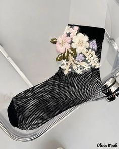 Olivia Mark - 1 pair of fishnet socks with floral pattern