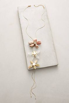 Fleurs de la Terre Necklace Best Friend Jewelry, Fashion Sites, Celtic Jewelry, Wardrobe Ideas, Girls Necklaces, Lovely Jewellery, Cute Jewelry, Necklace Designs, Santa Fe