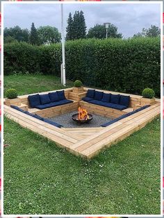 Pergolas - The Smartest and Quickest Solution to Get What You Need is From Amazon.com - Click to visit TODAY! Moderne Have, Sunken Fire Pits, Outdoor Fire Pit Designs, Amazing Woodworking, Backyard Remodel, Fire Pit Designs, Backyard Diy Projects, Backyard Fire, Outdoor Decor Backyard