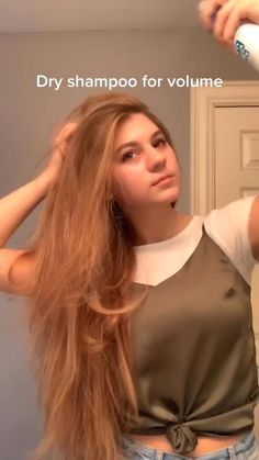 Anna Primavera Hair Videos, Clueless Hair Tutorial, How To Make Hair Voluminous, 90s Voluminous Hair, Clueless Hair, Voluminous Hair Styles, Anna Primavera, Longhair Hairstyles, Tiktok Hair