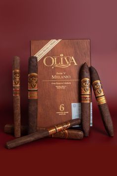 Cigars Aesthetic, Wine Etiquette, Branding Design Ideas, Unique Packaging Design, Customized Packaging, Premium Cigars, Cuban Cigars, Good Cigars, Pipes And Cigars