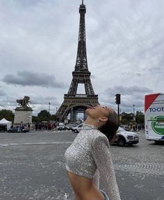 Pic Recreate, Paris Photoshoot Ideas, Lexi Wood, Paris Photoshoot, Paris Dream, Paris Vibes, Rich Girl Lifestyle, Living In Europe, Paris Aesthetic