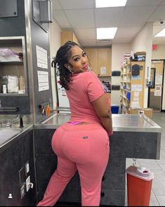 Nurse Outfit Scrubs, Indian American, A Healthy Relationship, Hottie Women, Healthy Relationship, Curvy Girl Outfits, Curvy Outfits, Tank Tops Women