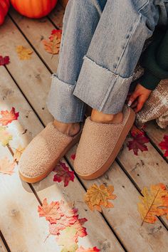 - The platform slipper runs more true to size - Platform Height: 1 3/4 inches Leather Fanny Pack, Impressions Online Boutique, Iced Latte, Platform Slippers, The Platform, Leather Weaving, Plaid Jacket, Lightweight Jacket, Online Boutique