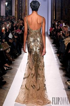 Zuhair Murad Gold, Dark Gold Dress, Extravagant Dresses, Pretty Frocks, Gold Dresses, Grade 12, Fashion Fantasy, Dress Gold