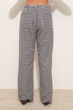 Looking for a fun and comfortable addition to your wardrobe? Look no further than our Georgie Relaxed Pants! These stylish gingham pants feature an elasticized waistband for the perfect fit, two back pockets for convenience, and a fully lined design for added comfort. Perfect for any casual occasion. Waistline: Mid Waisted Length: Full Length Features: Fully Lined, 2 Back Pockets, Elasticized Waist Material: 100% Cotton Stretch: Slightly Stretchy Sheer: No Care instructions: Machine wash warm. T Chic Romper, Boxer Pants, White Boxers, Relaxed Pants, Gingham Pants, Black Gingham, Relax Pants, Plaid Mini Skirt, Jumpsuit Shorts Rompers