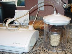 a blender sitting on top of a kitchen counter