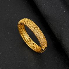 Elegant Bangle Bracelet Hollow Flower Shaped All-match Sweet Jewelry For Women Wedding & Banquet Clothing Accessories Gold Jewels Design, Sweet Jewelry, Wedding Banquet, Jewelry For Women, Flower Shape, Bangle Bracelet, Bangle Bracelets, Clothing Accessories, Bangles