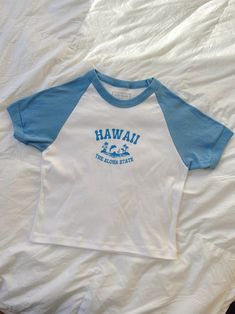 Hawaii Cropped Tee – Alex Blom Creates Cute Summer Shirts, Chic Prom Dresses, Cute Summer Tops, Preppy Clothes, Casual Preppy Outfits, Trendy Outfits For Teens, Cute Preppy Outfits, Preppy Summer, Simple Trendy Outfits