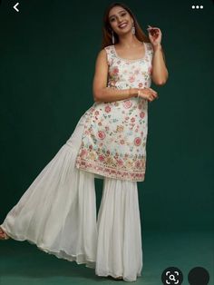 Off White Sharara, Sharara Suit Design, White Sharara Suit, White Sharara, Orang India, Sharara Designs, Haldi Outfits, Simple Frock Design, Western Dresses For Women