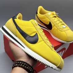 ad eBay - Find many great new & used options and get the best deals for WMNS Nike Cortez Vivid Sulfur DZ2795-700 Size 10 Men / 11.5 Women Black Yellow at the best online prices at eBay! Free shipping for many products! Nike Cortez, Black N Yellow, Sneakers, Yellow