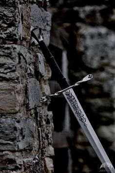 Medieval Fantasy Aesthetic, Hawke Dragon Age, Medieval Aesthetic, Royalty Aesthetic, Swords Medieval, Fantasy Story, Fantasy Novel, Crescent City, Fantasy Aesthetic