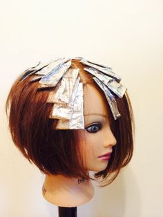 Gatsby foil placement Short Hair Foils, Foil Placement, Hair Foils, Fringe Hair, Hair Color Formulas, Hair Techniques, Hair Color Techniques, Coconut Oil Hair, Short Hair Color