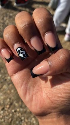 Scream halloween acrylic nails 💅 Nail Art Ideas For Beginners, Autumn Nail Colors, September Nails Art, Autumn Nail Ideas, Art Ideas For Beginners, Autumn Nail Art, Chic Manicure, Halloween Acrylic, Scream Halloween