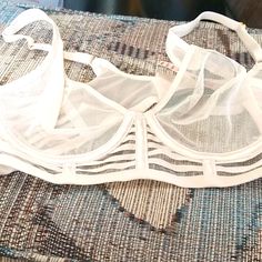 Nwt Sheer Comfortable Elegant White Bra With Lined Body, White Fitted Feminine Bra, Elegant White Lined Bra, Elegant White Summer Bra, Feminine White Underwire Bra, Victoria's Secret White Padded Bra, Feminine White Bra For Party, Feminine White Party Bra, White Feminine Bra With Lined Body