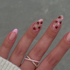 Abi Markey on Instagram: "Choc strawberries 🍓💗🍫 

This has to be my fave combo 🤤🤤 

Handpainted using @the_gelbottle_inc 
Candy, Daisy, Carries Cosmo, chocolate, kale 🎨 

@officialnavyprofessional nail prep ABIM15
@objktsjewelry ring 

Inspired by @katie.collective 
—————
#valentinesnails #vdaynails #thegelbottle #showscratch #navyprep #strawberrynails #chocolatestrawberries #tgb #biab #cutenails #heartnails #pinknails #nailinspo #strawberries #vdaytreats #pinterestnails #chocolatenails"