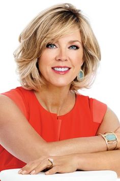 Deborah Norville, Medium Hair Styles For Women, Mom Hairstyles, Trending Haircuts, Medium Hair Cuts, Hair Today, Great Hair, Layered Hair, Hair Dos