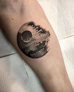 Are you looking for a Star Wars tattoo that will bring you childhood memories? 10 tattoos ideas worth your attention. Stormtrooper Tattoo, Star Tattoo Ideas, Lightsaber Tattoo, Star Tattoo Meaning, Husband Tattoo, Scene Tattoo