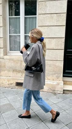 Audrey Afonso, Casual Blazer Outfits, Blazer Aesthetic, Stile Blair Waldorf, European Summer Outfits, Simple Fall Outfits, Transition Outfits, Mode Inspo