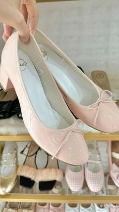 Pink Shoes Coquette, Heels Size 7, Pieces Of Porcelain Clothes, Soft Sophisticated Aesthetic, Girly Shoes Aesthetic, Coquette Stuff To Buy, Girly Academia Aesthetic, Small Heels Outfit, Coquette Things To Buy