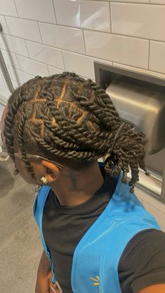 Ropetwists Styles, Big Twist Natural Hair, Dreads Short Hair, Twist Ideas, Mens Twists Hairstyles, Short Hair Twist Styles