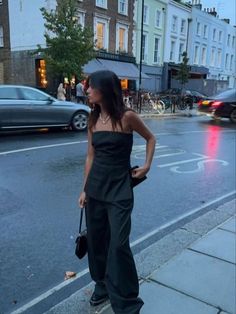 Knit Bandeau, Fest Outfits, London Look, Total Black, Mode Inspo, Mode Inspiration, Daily Outfits, Tube Top, Passion For Fashion