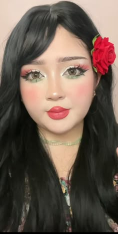 Mexican Party Makeup Ideas, Mexican Traditional Makeup, Mexico Makeup Ideas, Mexican Makeup Ideas, Mexican Eye Makeup, Hispanic Heritage Month Makeup, 16 De Septiembre Makeup Ideas, Mexico Inspired Makeup, Mexican Eyeshadow Looks