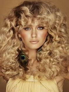 Dewy skin & big hair | So 70's 70s Hair Styles, 70s Hairstyles, Color Rubio