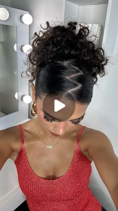 Olivia 🧡 Curls, Beauty, Fashion on Instagram: "Saw this zig zag bun on pinterest and had to try it out!❣️ . . . #curls #curlyhair #curlybun #updo #tutorial #hairstyle #curlyinspo" Quick Easy Hair Updos, Hair Styles With Braids Easy, Zig Zag Part Tutorial Hair, Zig Zag Bun Hairstyles, Updo Hairstyles For Birthday, How To Do The Zig Zag Part, Curly Hairstyles Zig Zag Part, Zig Zag Bun Tutorial, Zigzag Bun Hairstyle