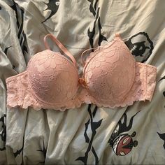 Nwot Bought A Set Of Three Only Looked At The Size On The One With A Tag And The Other 2 Are A Different Size Than I Need. Marilyn Monroe Pink, Push Up Bra, Marilyn Monroe, Women's Intimates, Push Up, The One, Bra, Pink, Women Shopping