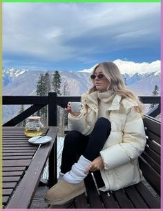 Chile Winter Outfit, Switzerland Winter Outfits Women, Argentina Winter Outfit, Snow Dinner Outfit, Mountain Look Outfit, Santiago Chile Outfit, Buenos Aires Style, Winter In Switzerland Outfits, Banff Outfit Winter